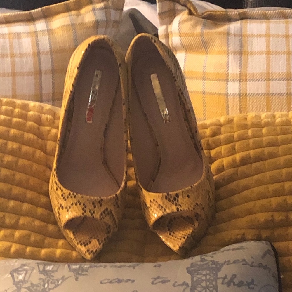 Beautiful 4 inch classy golden hills